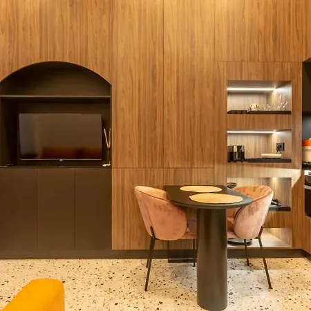 Jais Home-moon Old Town